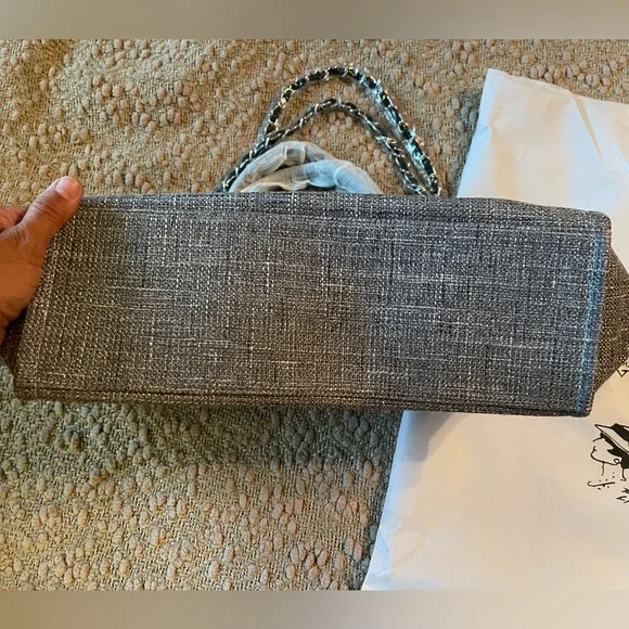 DH Gate Tote Bag - Picture 2 of 7